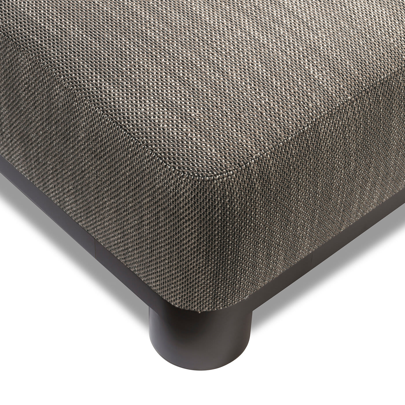 Bold Ottoman by GHIDINI1961