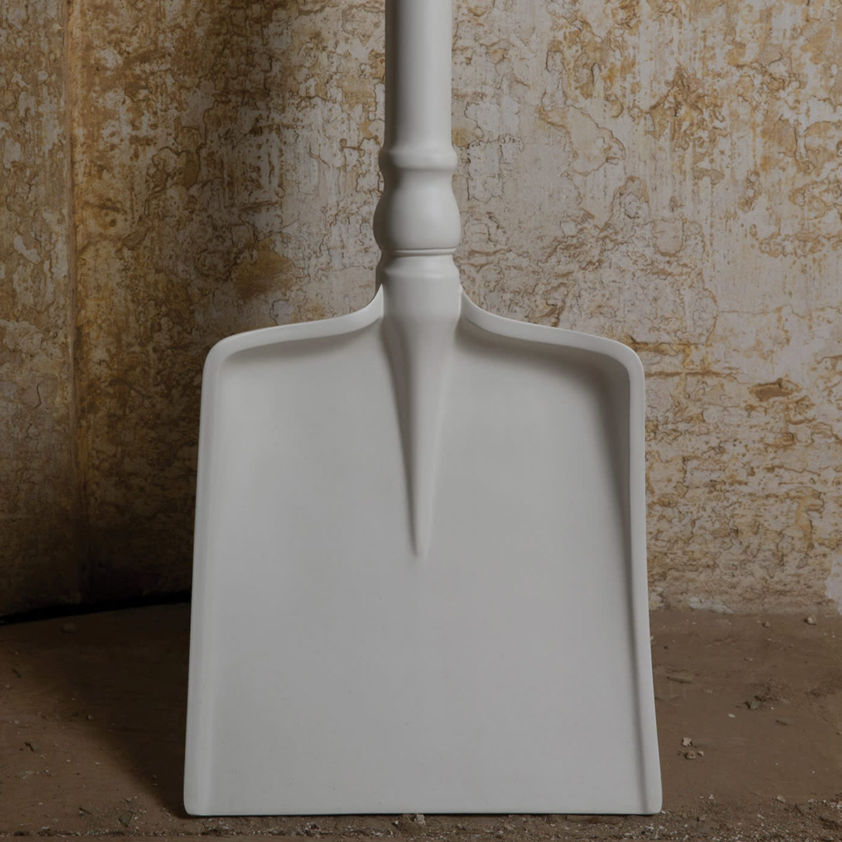 Tobia Shovel Floor Lamp by Karman