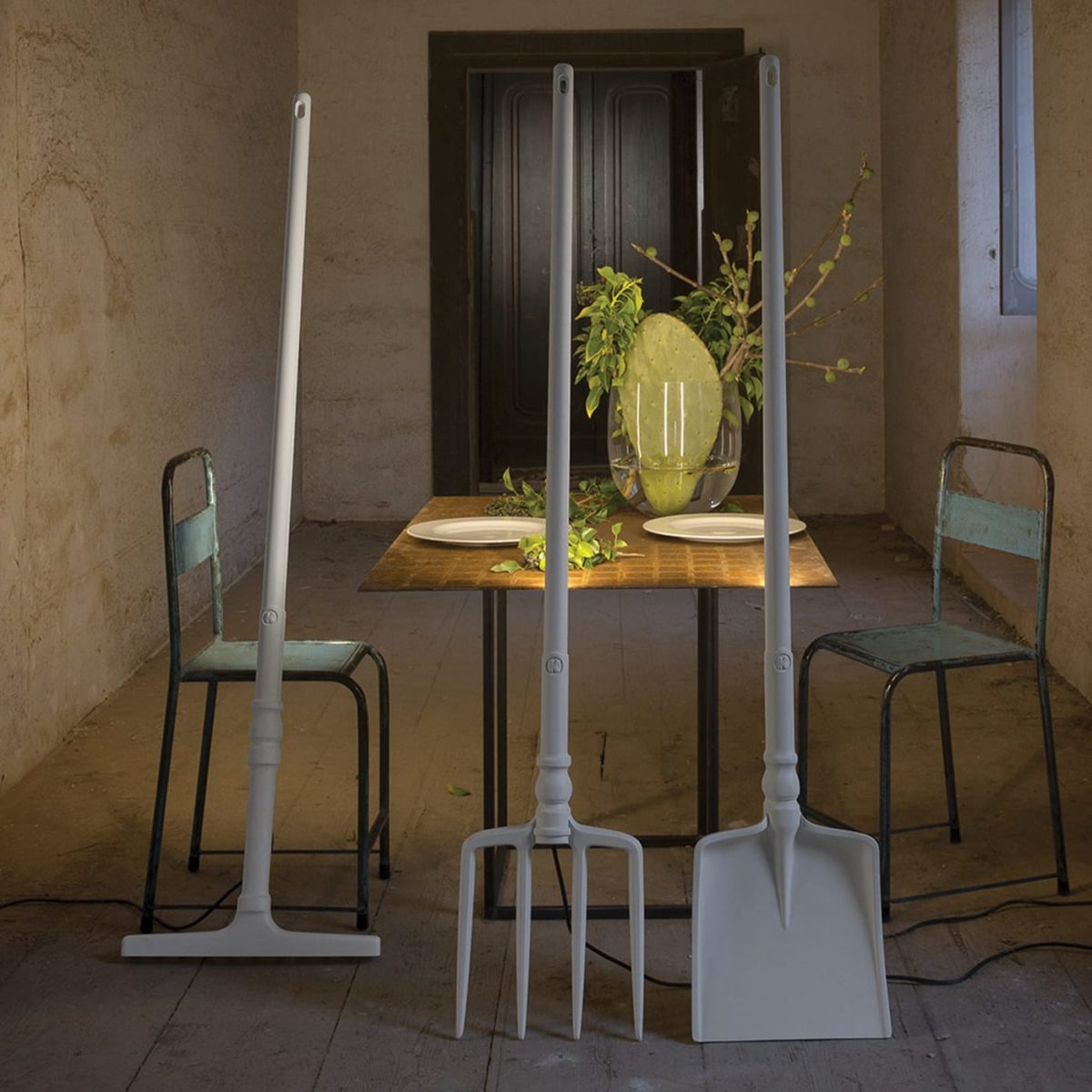 Tobia Pitchfork Floor Lamp by Karman