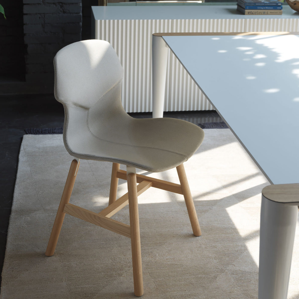 Bolero White Extendable Table by Casamania & Horm