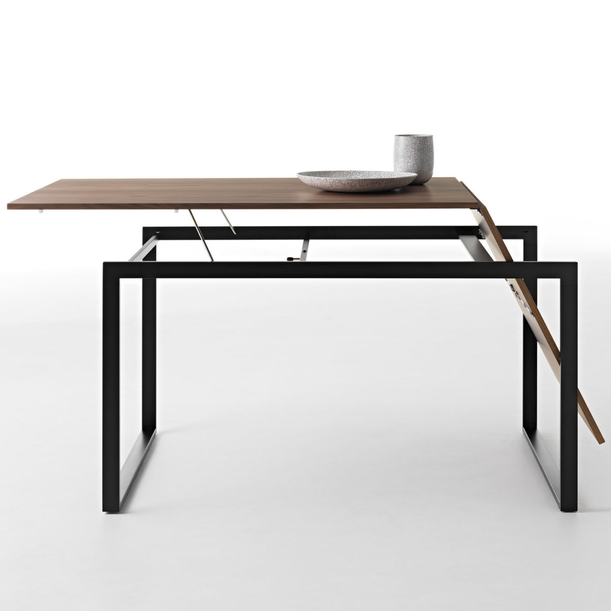 Wow! Plus Table by Casamania & Horm