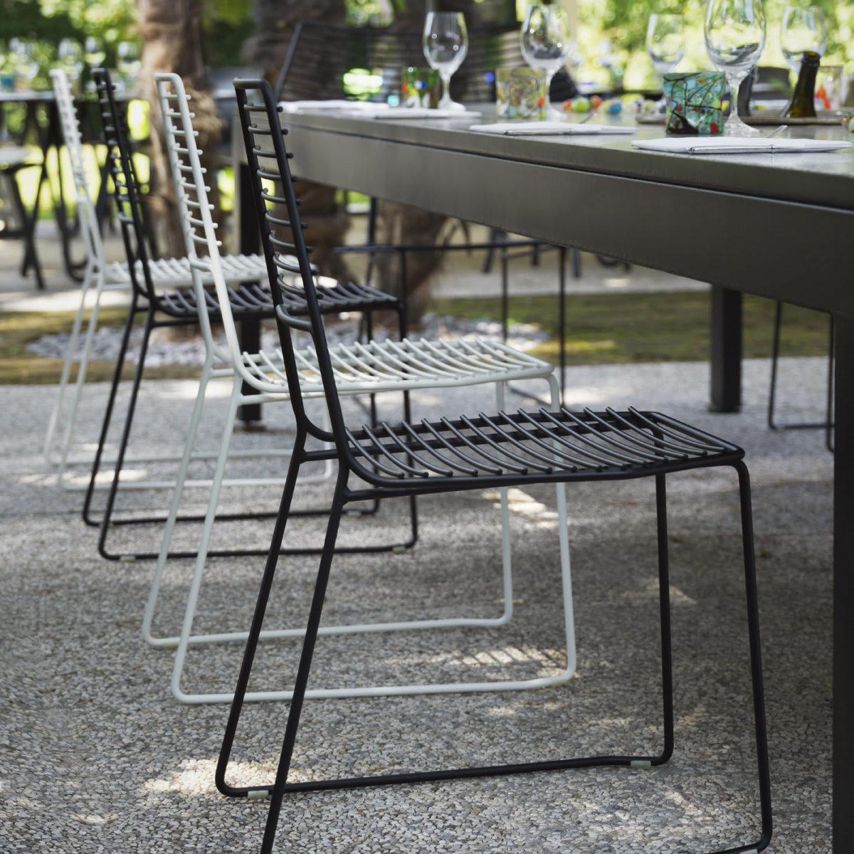 Alieno Set of 2 Black Chairs by Casamania & Horm