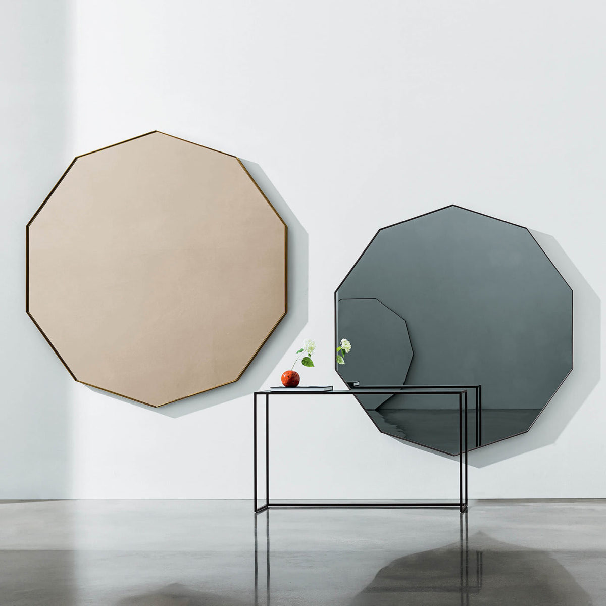 Visual Decagonal Smoky Mirror by SOVET Italia