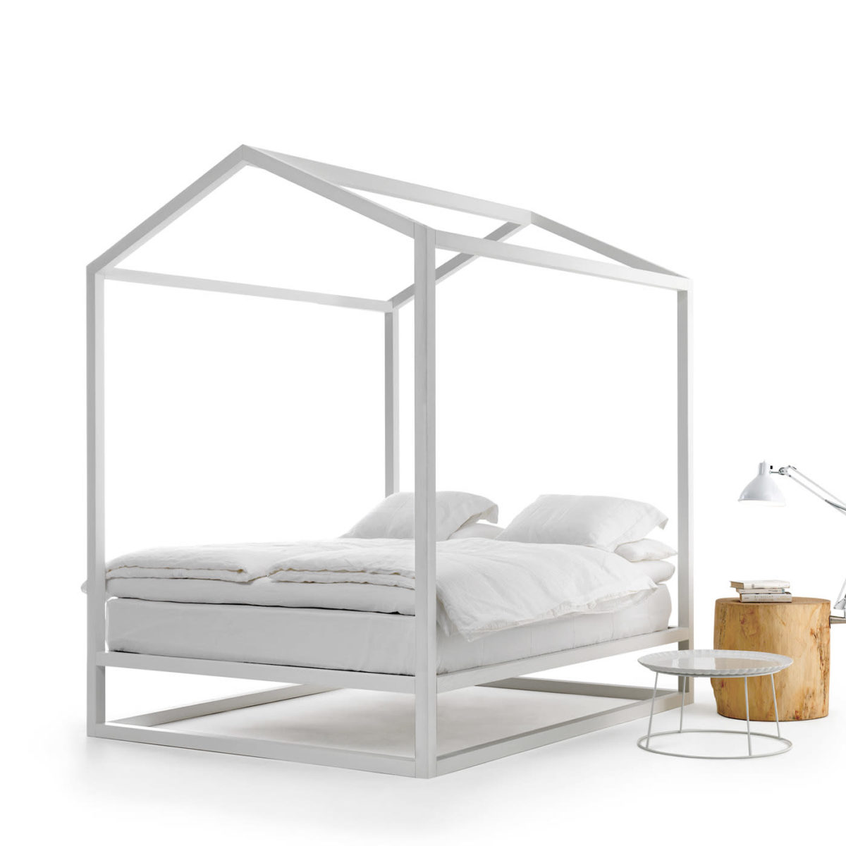 Casetta in Canada Canopy Bed by Mogg