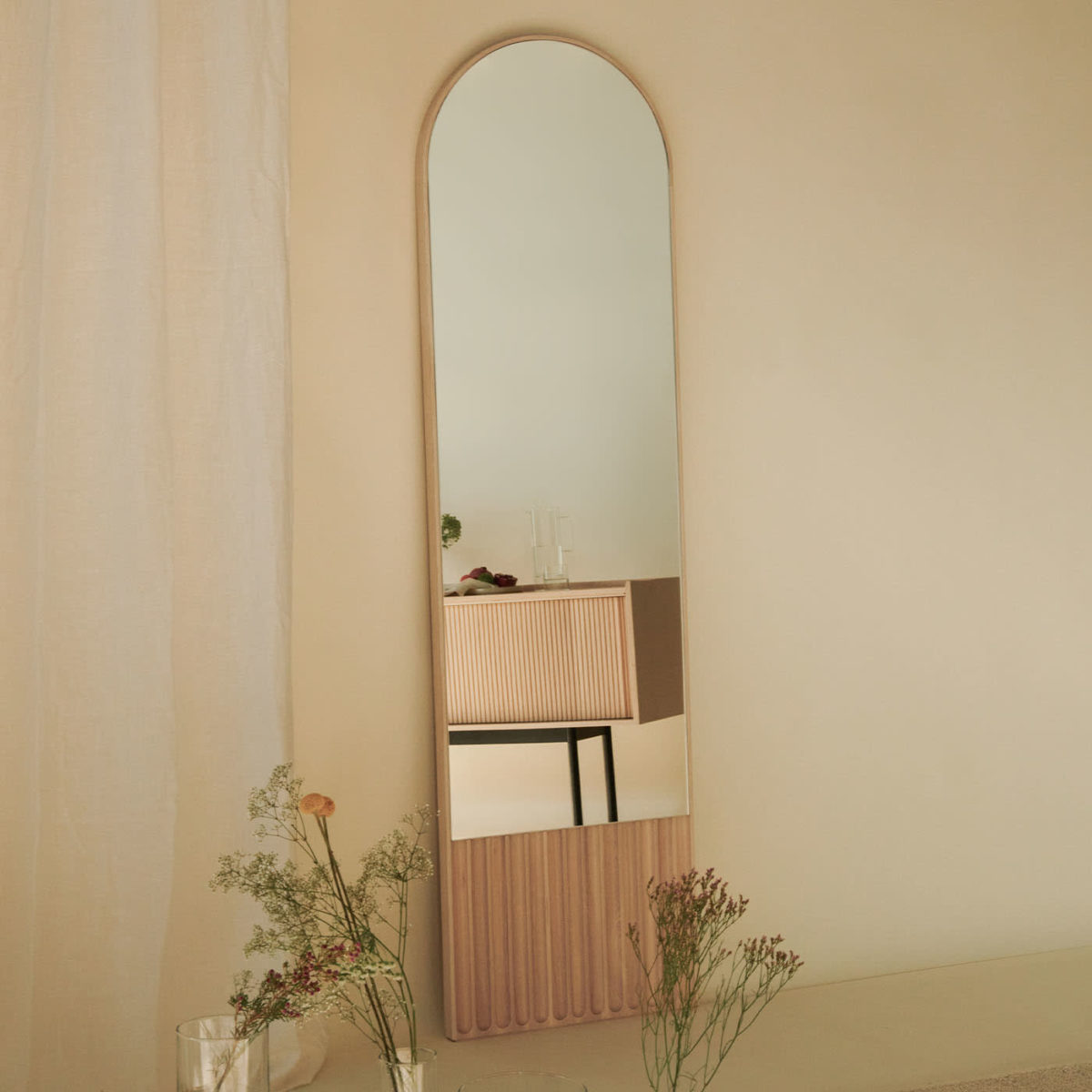 Tutto Sesto Round Natural Ash Mirror by Dale Italia