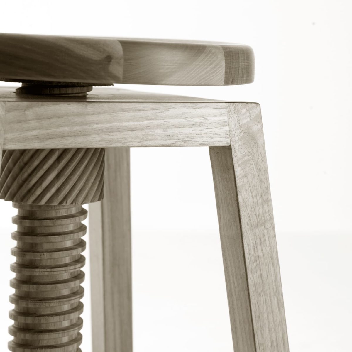 Invito stool #2 by Dale Italia