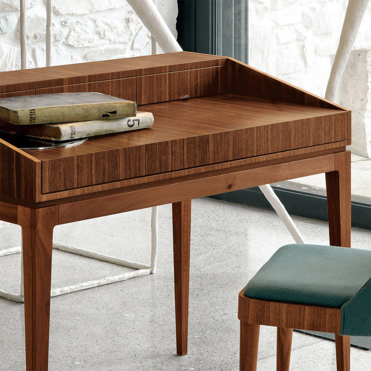 Ideale Writing Desk by Dale Italia