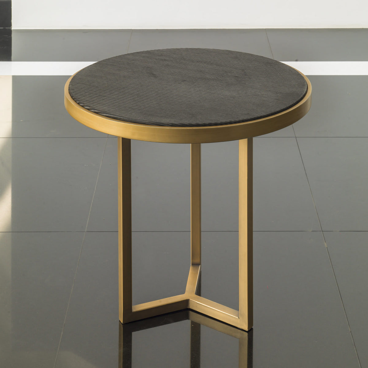 Romeo Black and Gold Side Table by Chiara Provasi