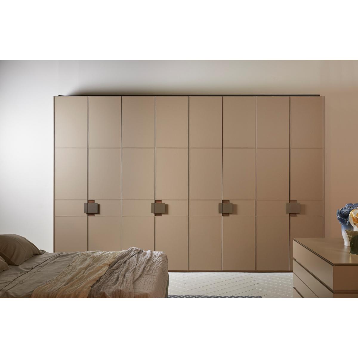 Atlante Charme Leather door Wardrobe by EmmeBi