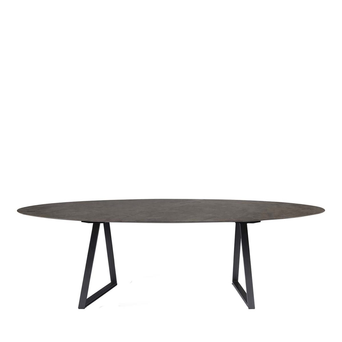 Dritto Oval Dining Table by Salvatori