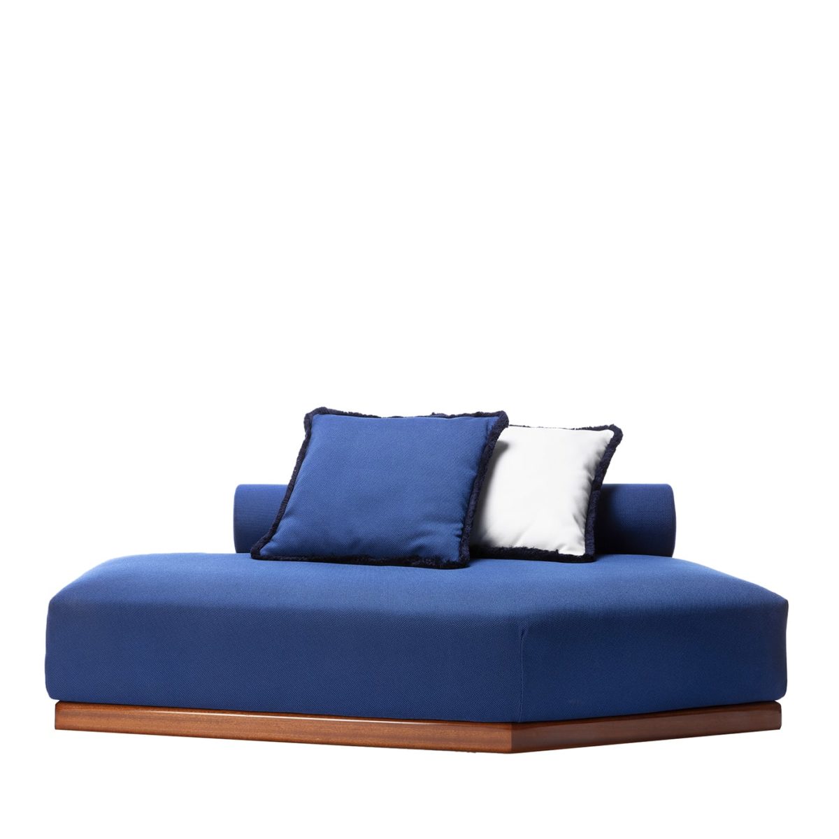 Sunset Platform Sofa Pentagon by Exteta