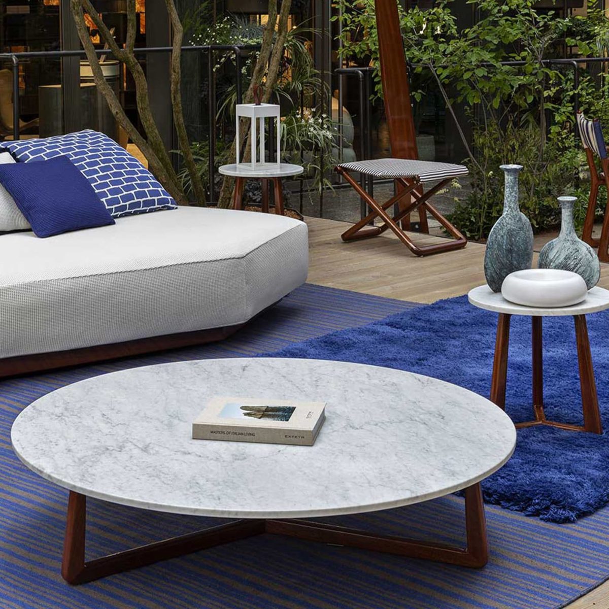 Sunset Round Lucido Mediterraneo + Carrara Coffee Table by Exteta