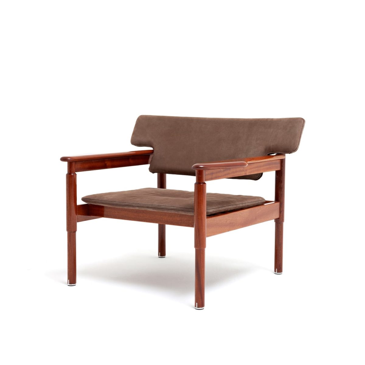 Vieste Large Brown Armchair by Exteta