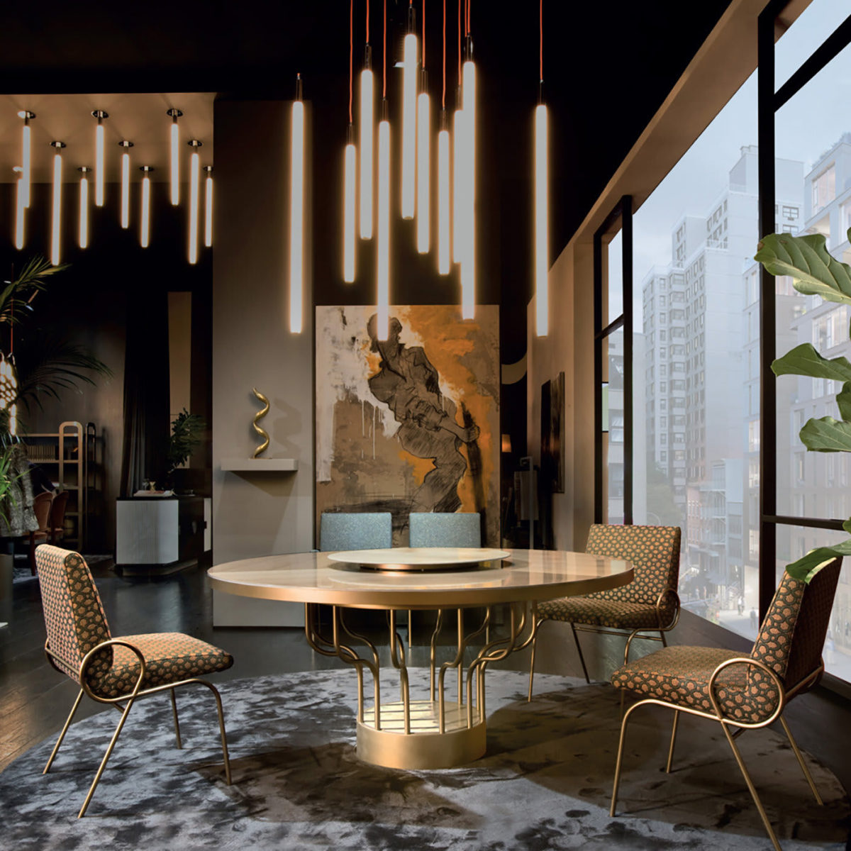 Bloom Round Dining Table by Minotti Collezioni