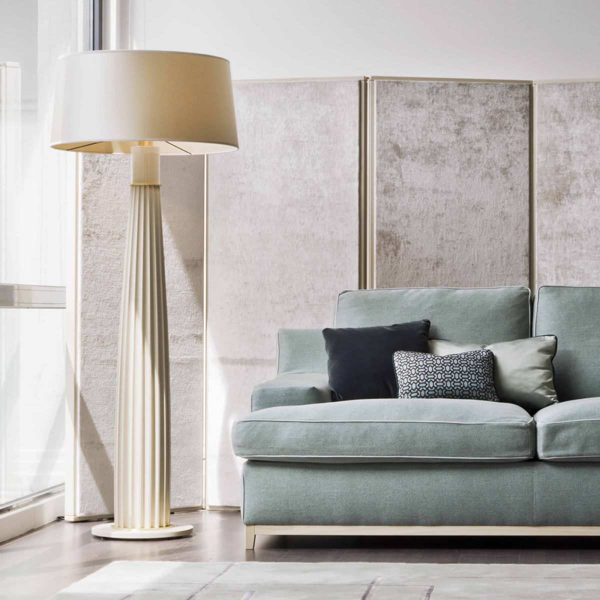 Orlando White Floor Lamp by Galimberti Nino