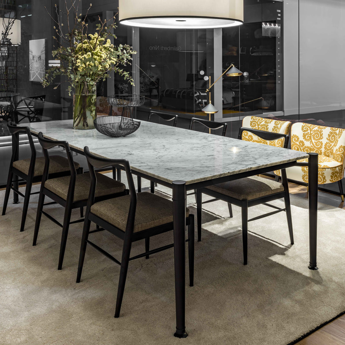 Hiro dining table by Galimberti Nino